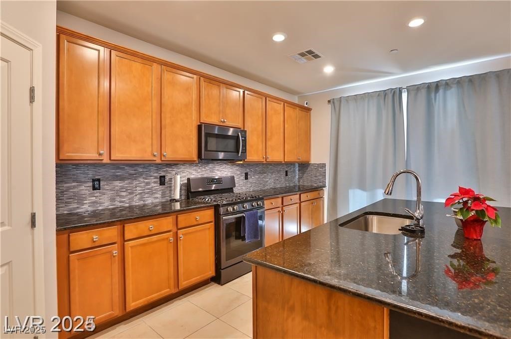 2832 Aragon Terrace Way, Henderson, Nevada image 21