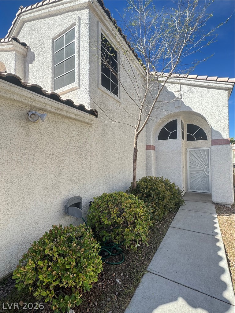 1845 Villa Vista Way