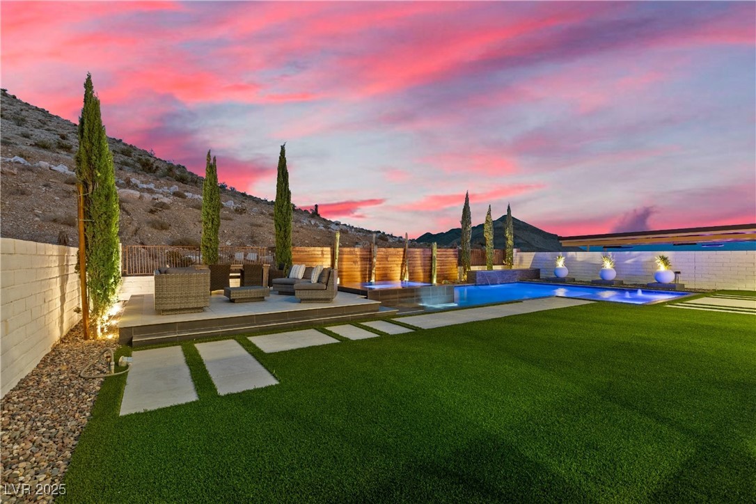 Properties 1 2601 Nevada Agave Lane