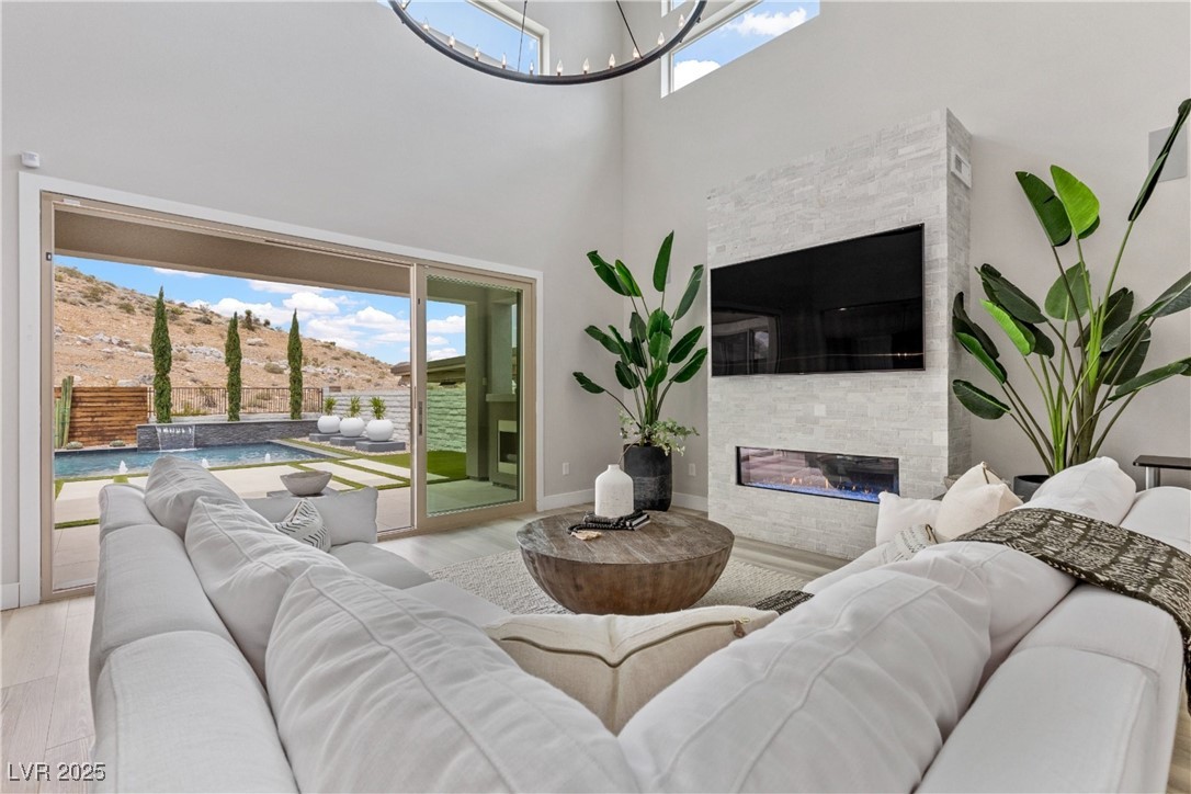 Properties 2 2601 Nevada Agave Lane