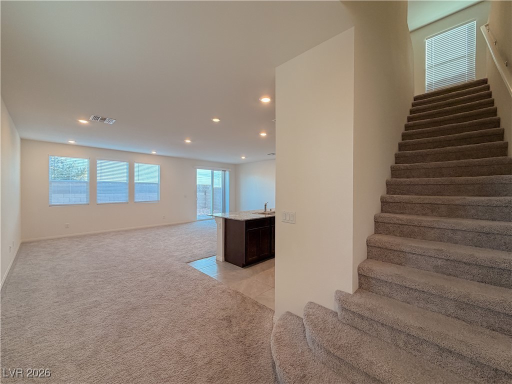 6978 Dandelion Park Avenue