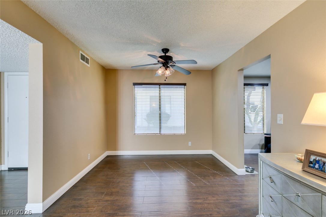 4647 Madreperla Street