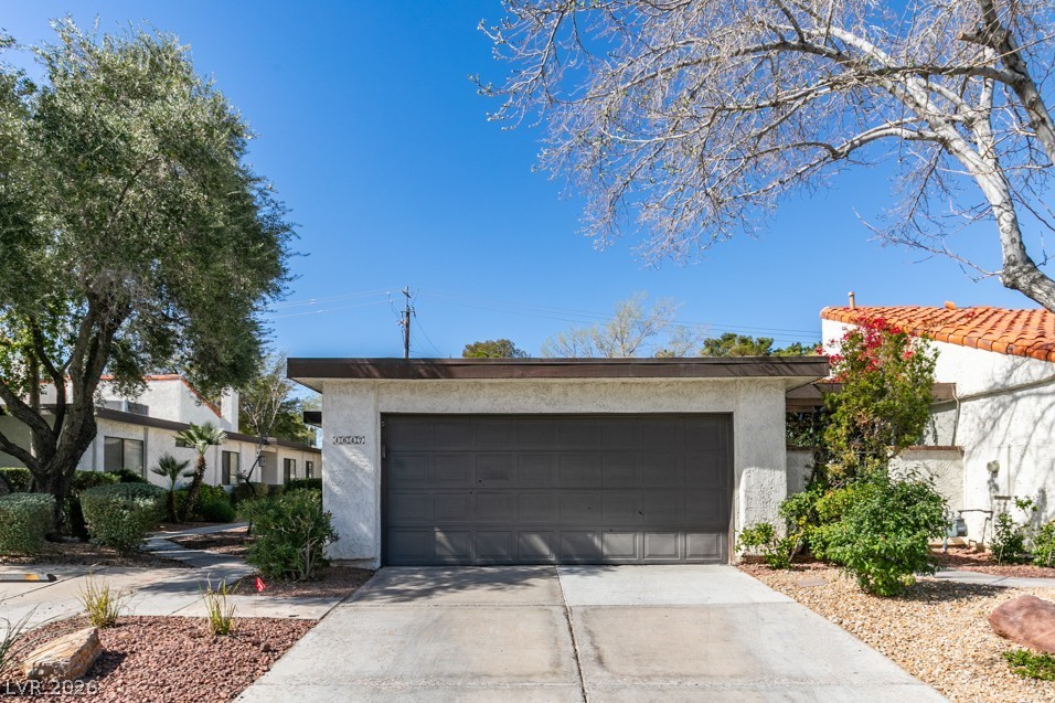 4647 Madreperla Street