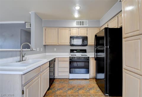 Condo For Sale - 5710 E Tropicana Avenue #2007<br/> Las Vegas, NV 89122