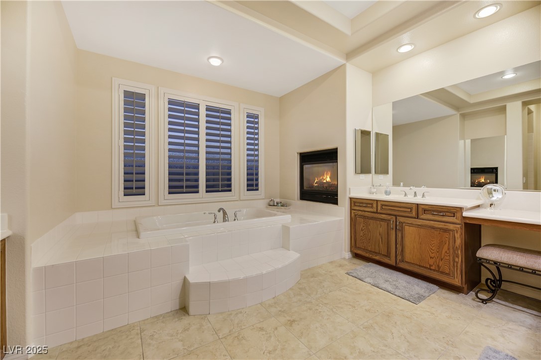 Las Vegas, Nevada 89131, United States, 4 Bedrooms Bedrooms, ,4 BathroomsBathrooms,Residential,Active,80479