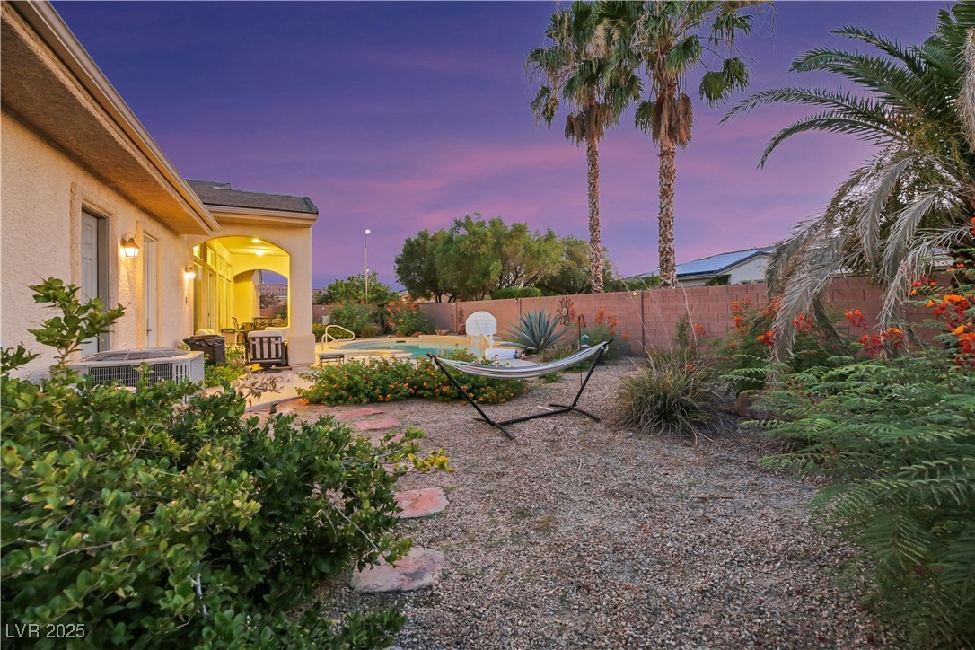 Las Vegas, Nevada 89131, United States, 4 Bedrooms Bedrooms, ,4 BathroomsBathrooms,Residential,Active,80479