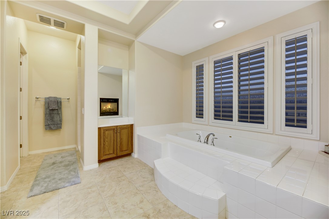 Las Vegas, Nevada 89131, United States, 4 Bedrooms Bedrooms, ,4 BathroomsBathrooms,Residential,Active,80479