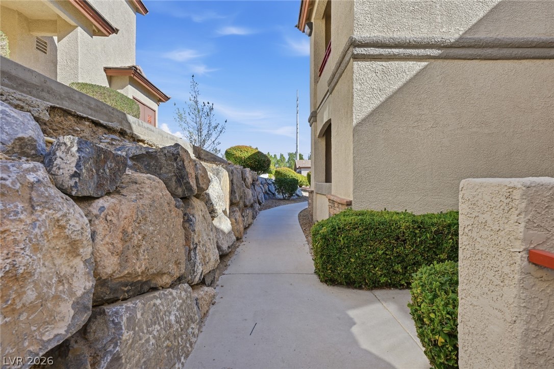 10237 King Henry Avenue 103