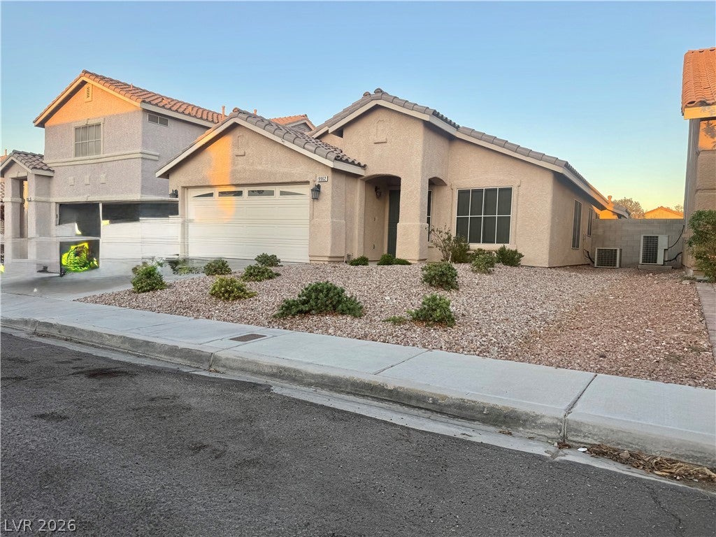 9962 Oyster pearl street Street