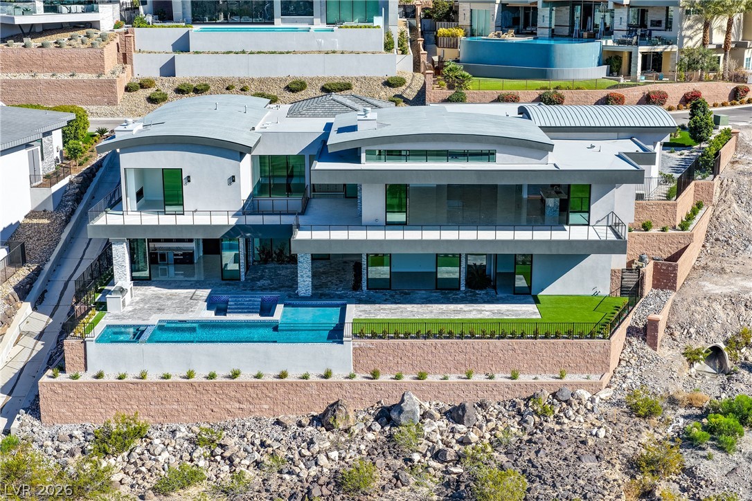 645 Majestic Rim Drive