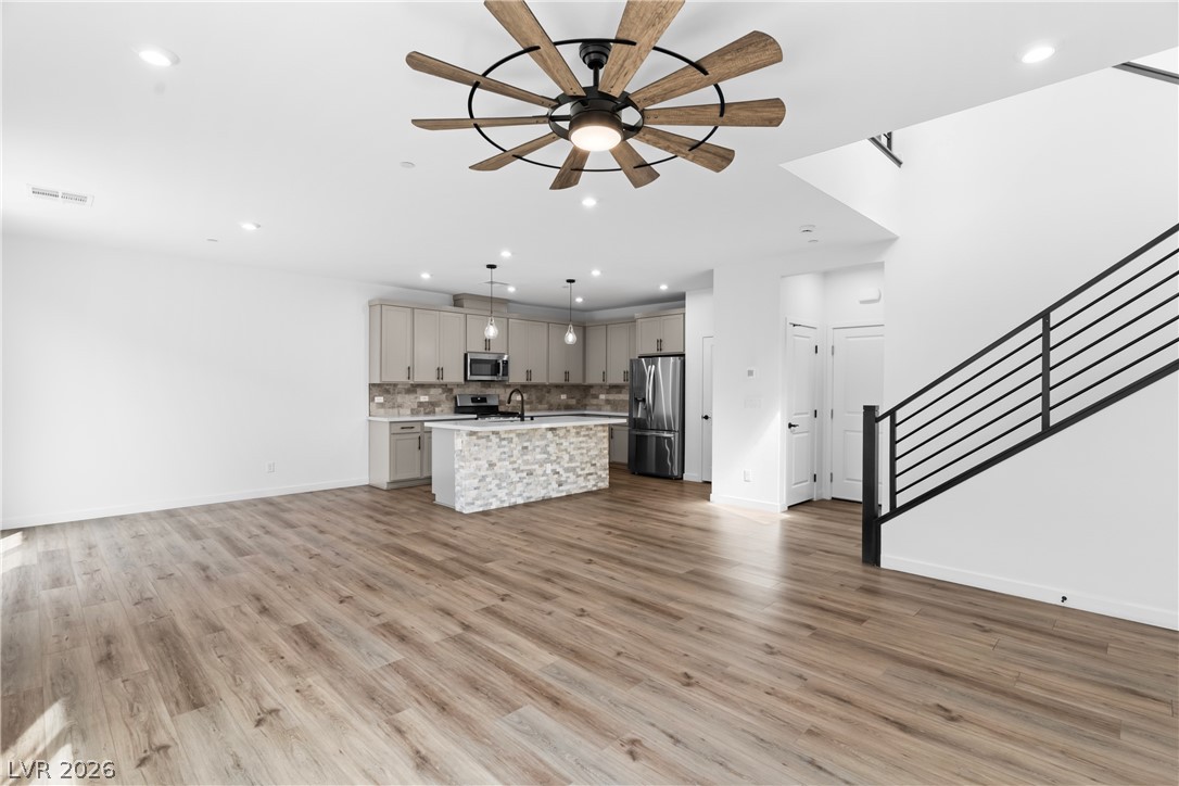 633 Infinity Ridge Street