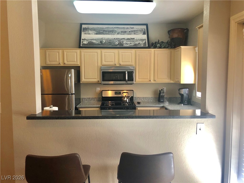 5250 S RAINBOW Boulevard 2105