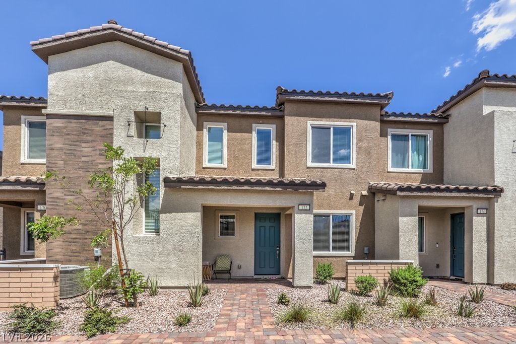172 Freeport View Place