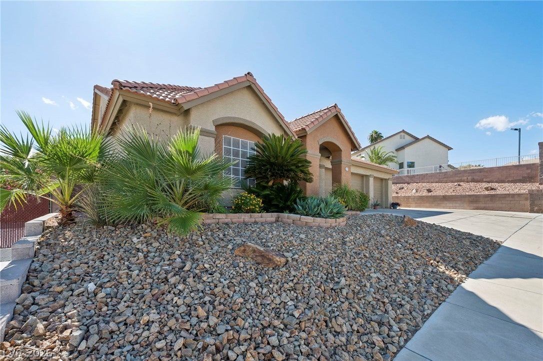 1691 Navarre Lane