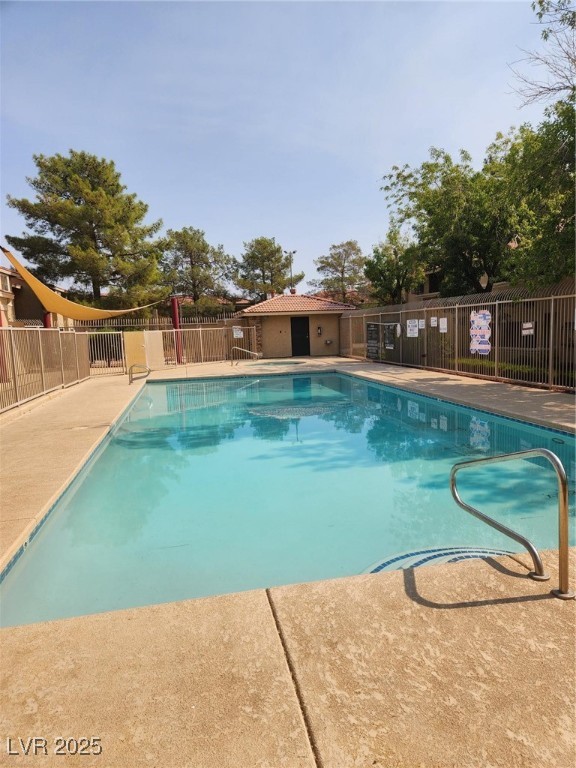 7200 Pirates Cove Road 2005