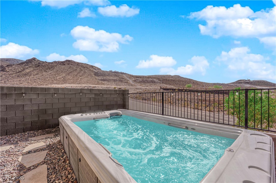 353 Crimson Edge Street, Henderson, Nevada image 50