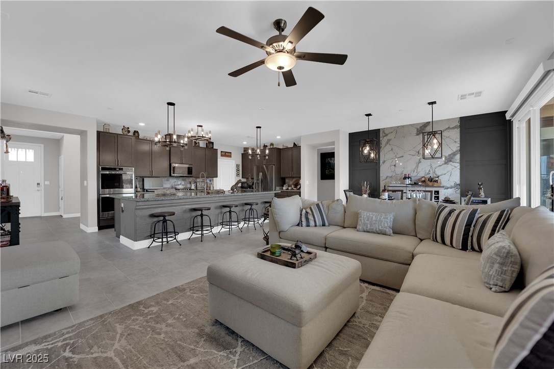 353 Crimson Edge Street, Henderson, Nevada image 7
