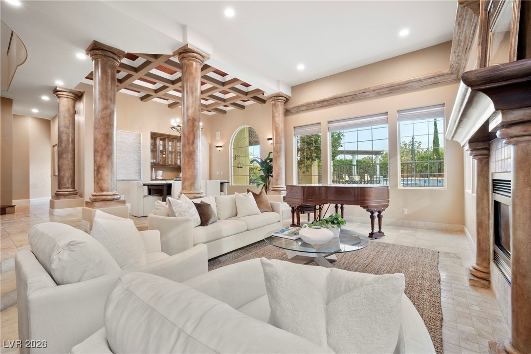 1920 Redbird Crest Lane