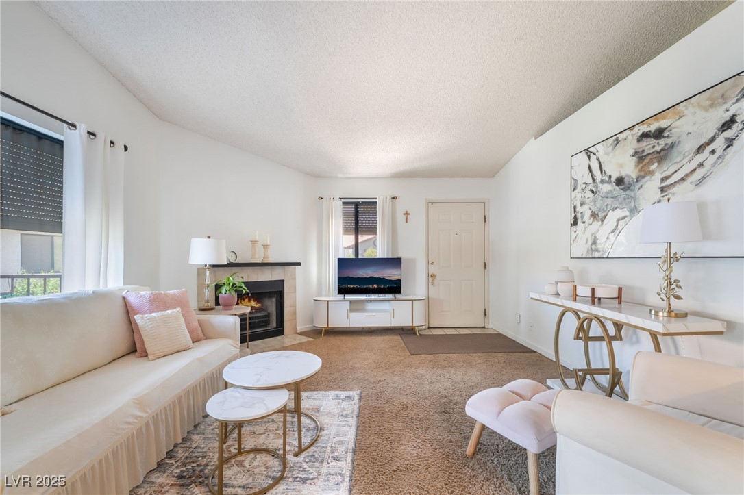 1575 W Warm Springs Road 121