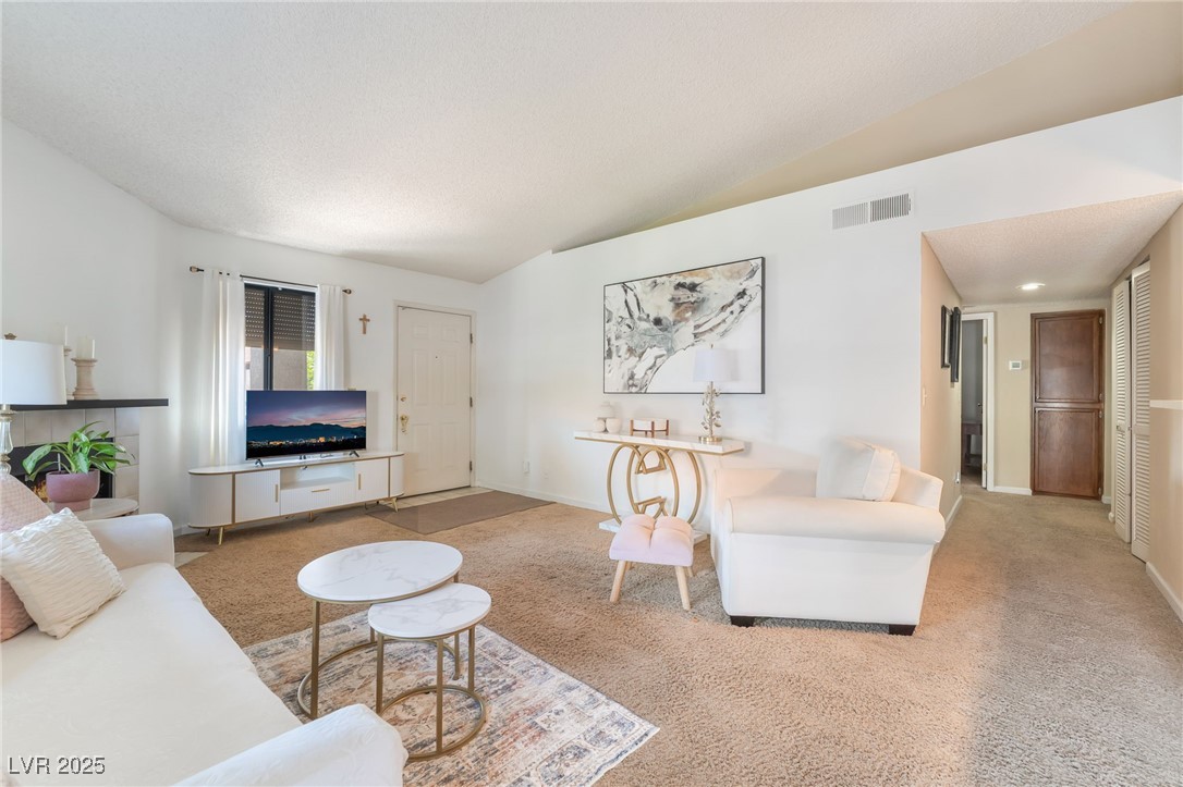 1575 W Warm Springs Road 121