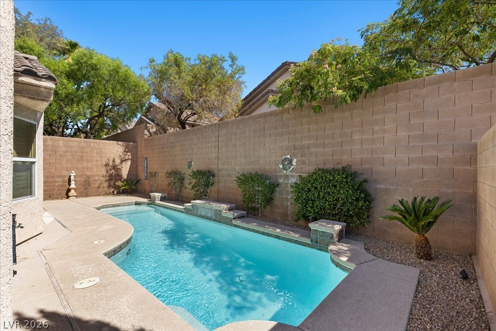 Photo of 2627 Dirleton Place, Henderson, NV 89044 (MLS # 2828579)