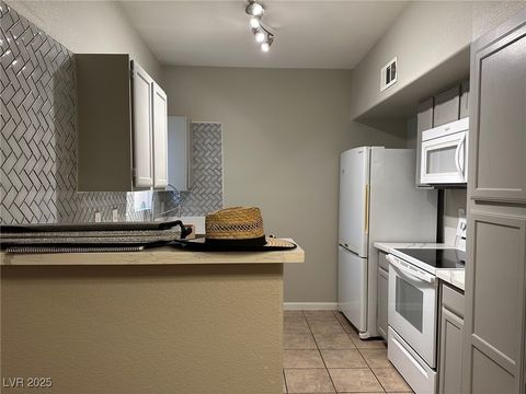 Photo of 7255 W Sunset Road #1024, Las Vegas, NV 89113 (MLS # 2740849)