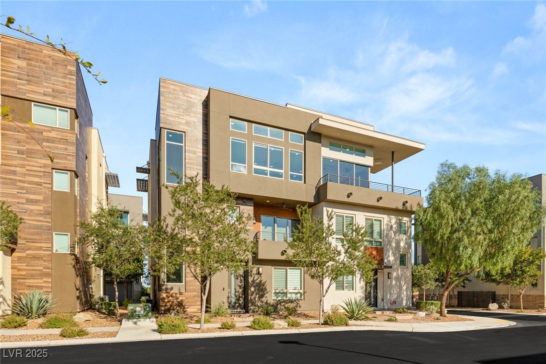 Properties 1 4312 VERAZ Street 0