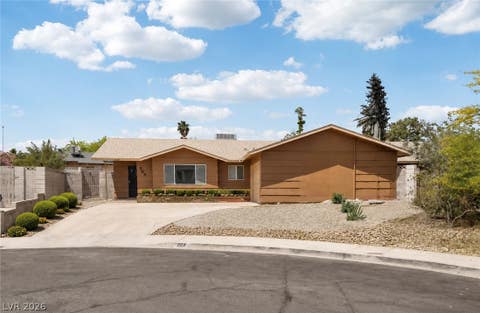 Homes For Rent - 204 Breeze Street<br/> Las Vegas, NV 89145