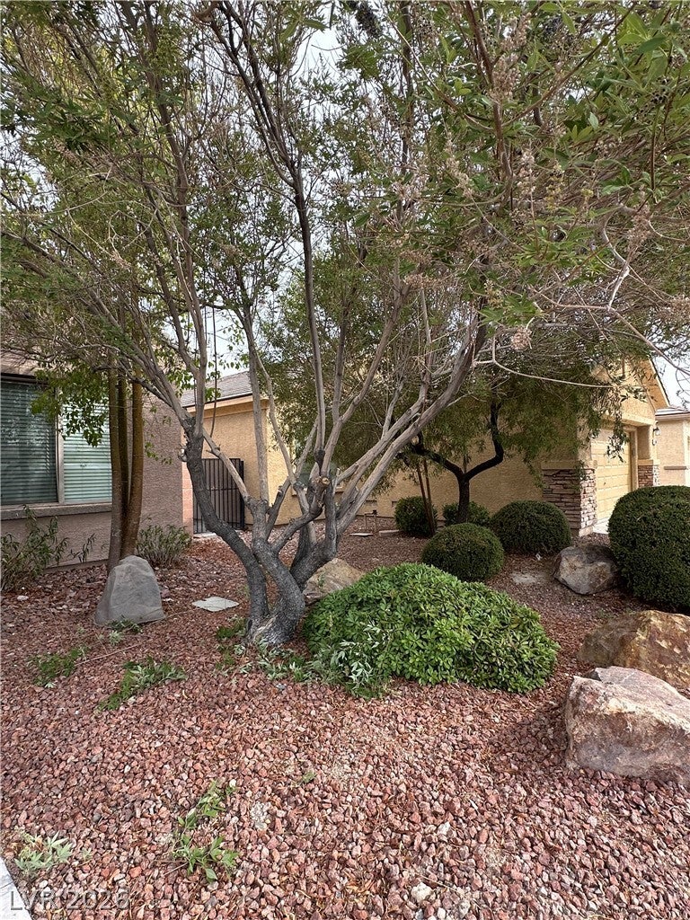 4112 GLIDING GULLS Avenue
