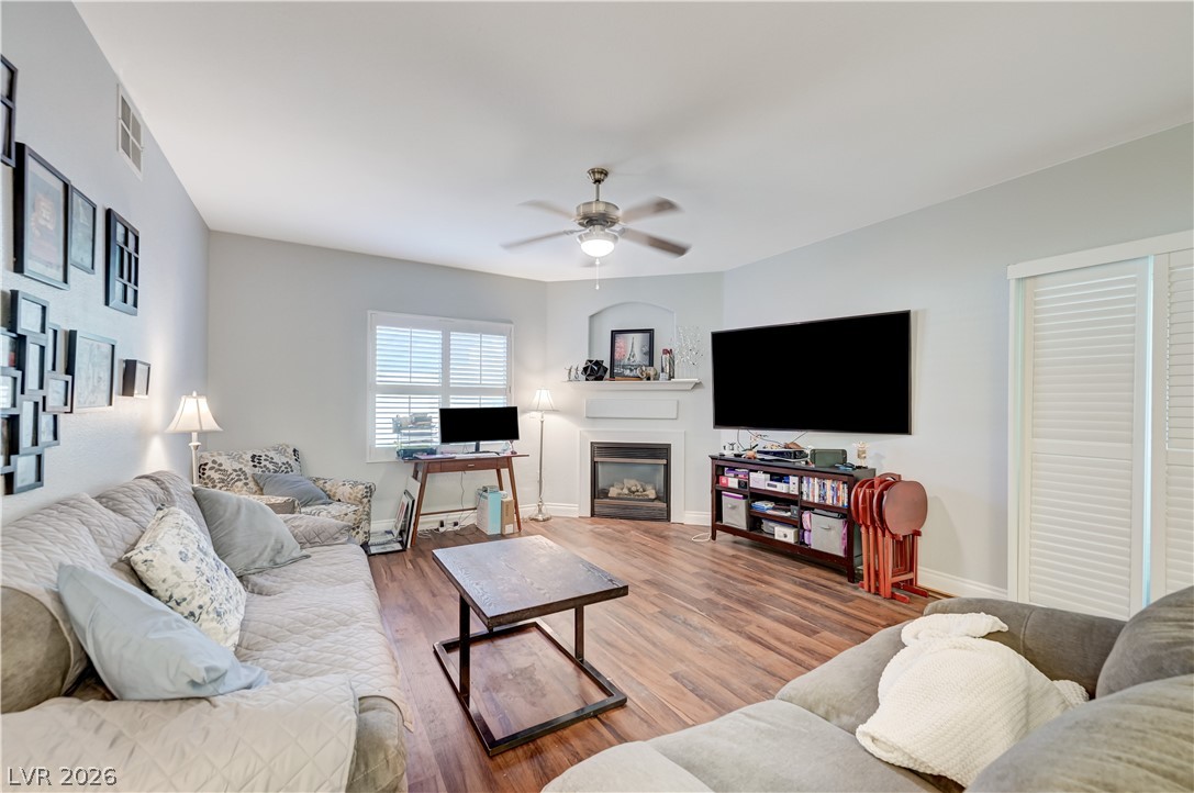 3917 Lazy Pine Street 102