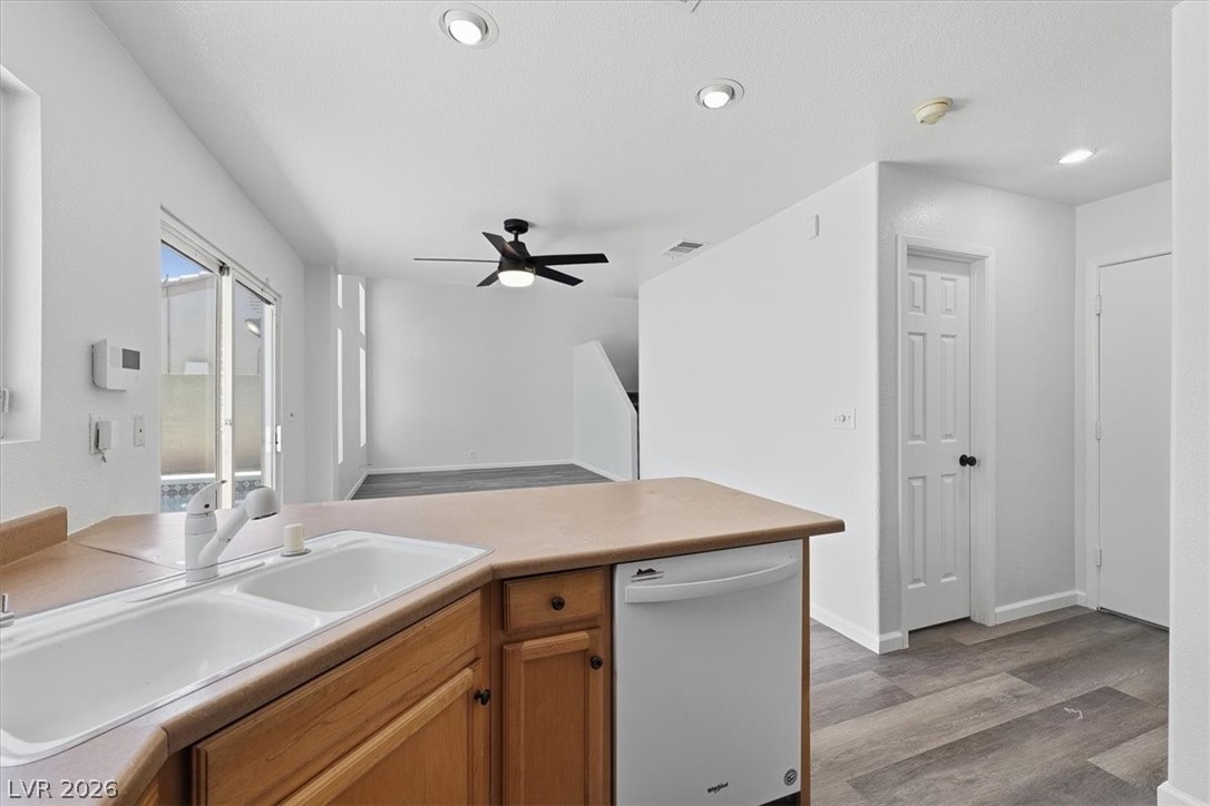 7808 Sungrove Court