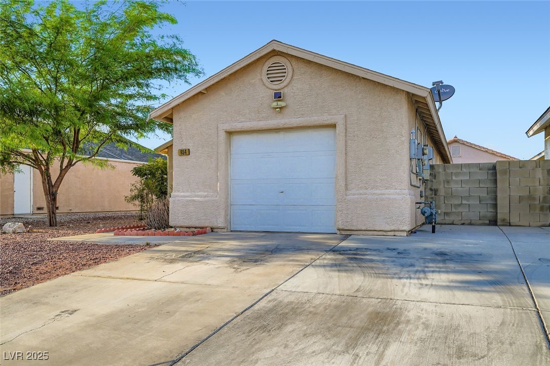 654 Roberta Alecia Avenue