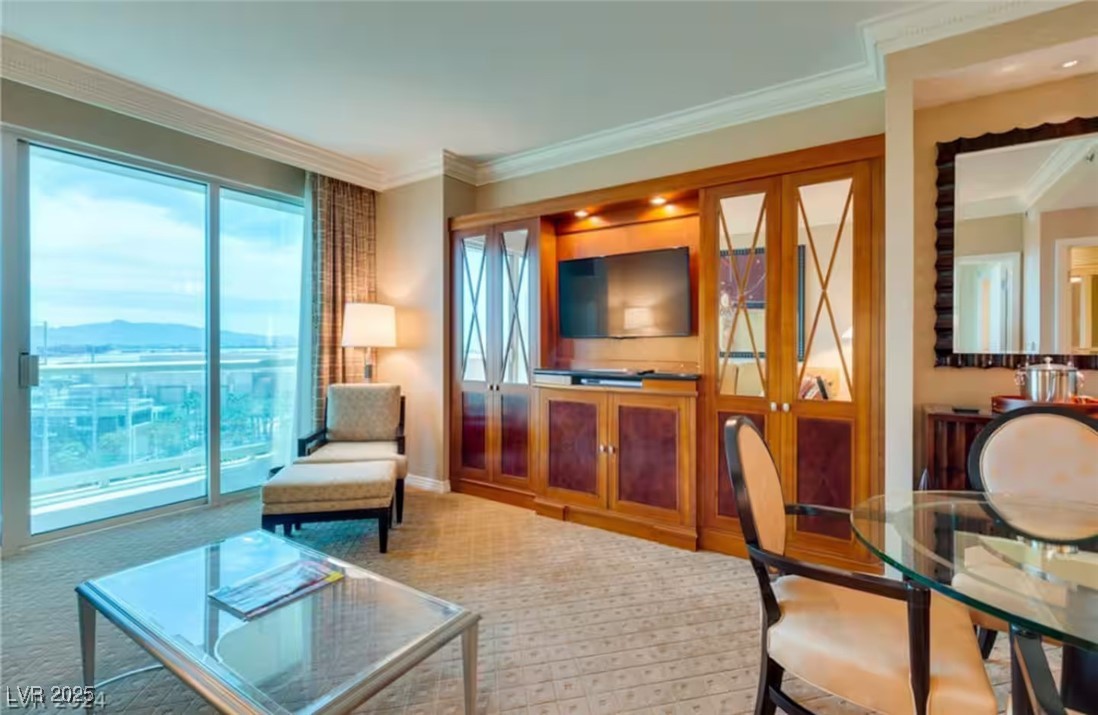 135 E Harmon Avenue 2020