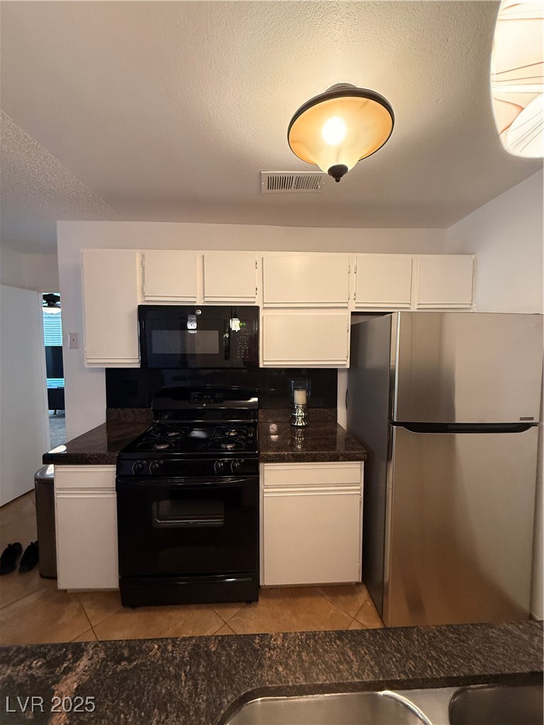 2200 S Fort  Apache Road 1077