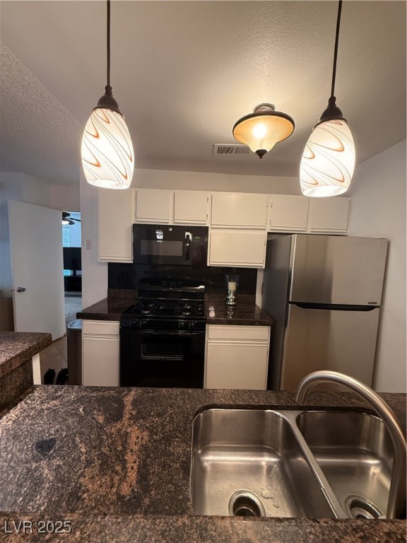Las Vegas, Nevada 89117, United States, 1 Bedroom Bedrooms, ,1 BathroomBathrooms,Residential,Active,252469