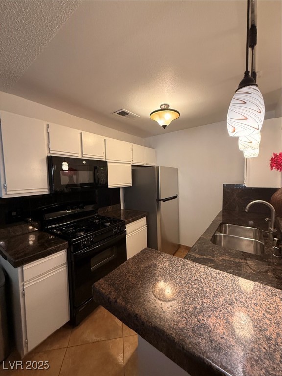 Las Vegas, Nevada 89117, United States, 1 Bedroom Bedrooms, ,1 BathroomBathrooms,Residential,Active,252469
