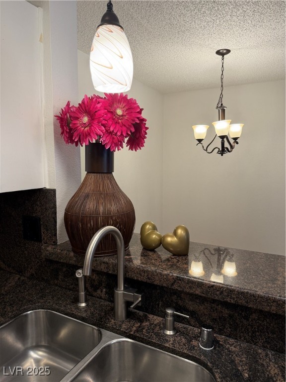 2200 S Fort Apache Road 1077