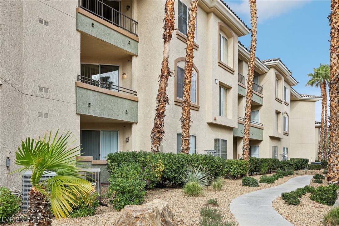 7107 S Durango Drive 208