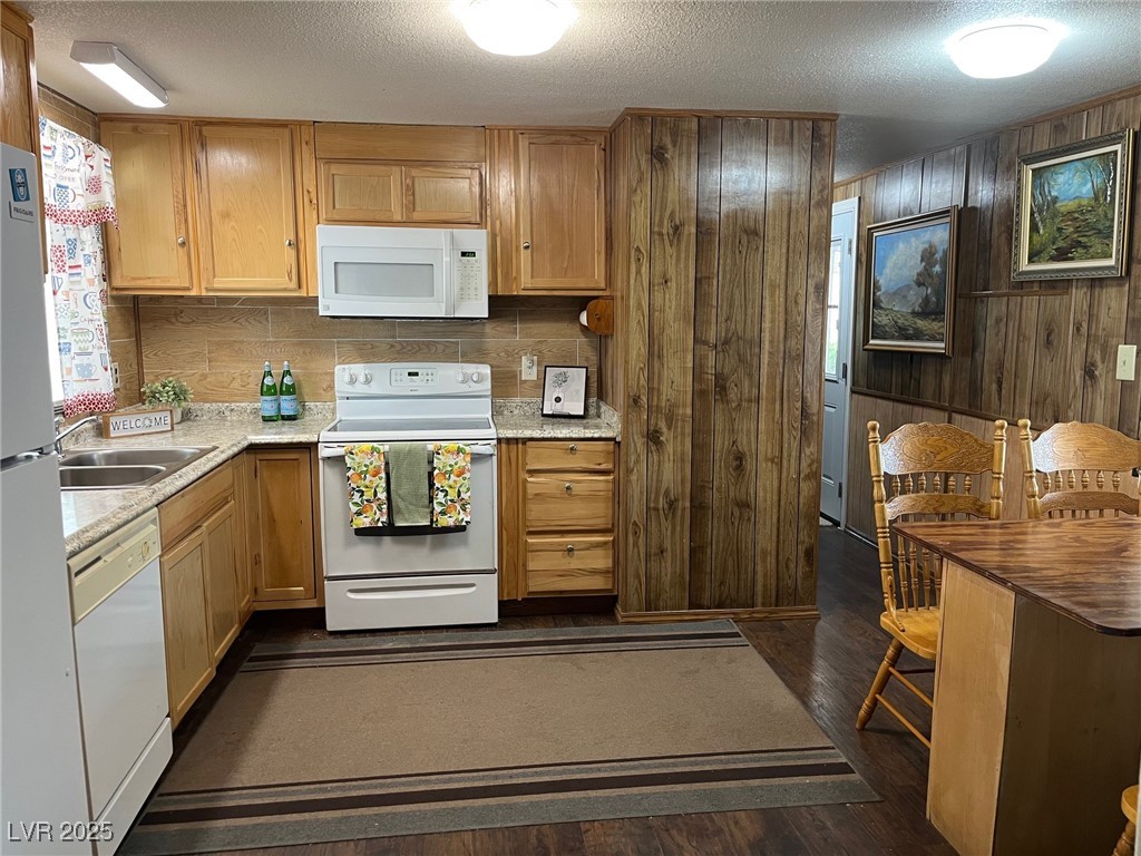 Pahrump, Nevada 89060, United States, 3 Bedrooms Bedrooms, ,3 BathroomsBathrooms,Residential,Active,118788