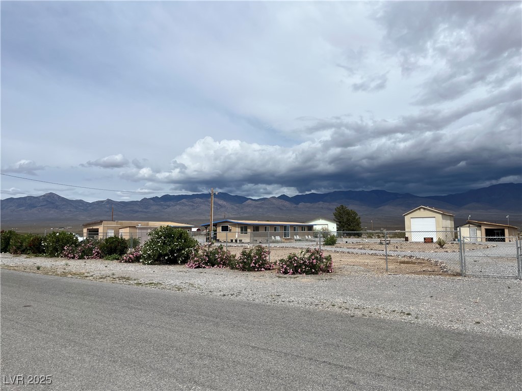 Pahrump, Nevada 89060, United States, 3 Bedrooms Bedrooms, ,3 BathroomsBathrooms,Residential,Active,118788