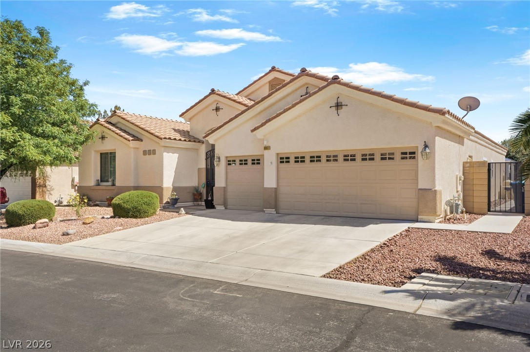 8807 Tangerine Sky Avenue