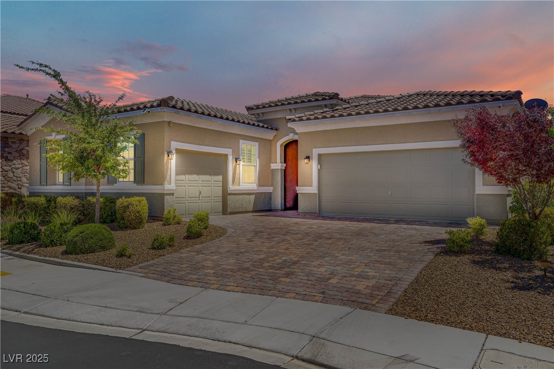 3155 Dalmazia Avenue