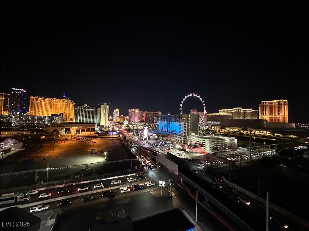 211 E Flamingo Road 1003