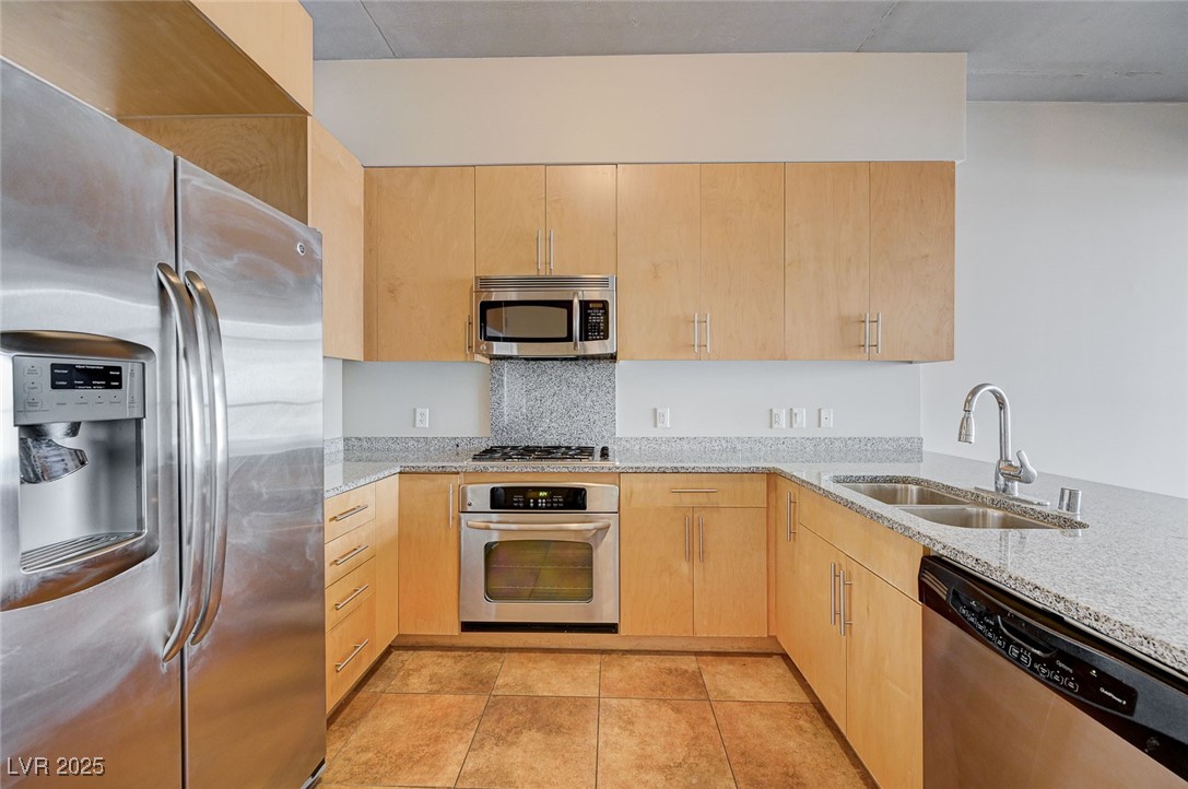 353 E Bonneville Avenue 503