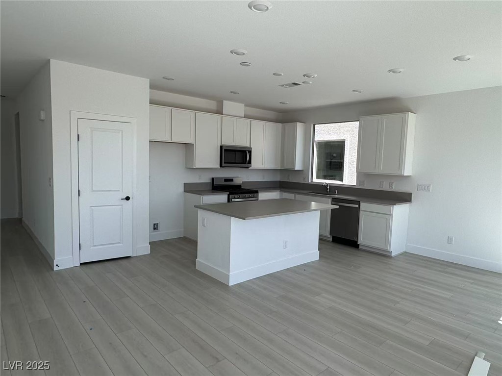 5773 Avondale Rise Way