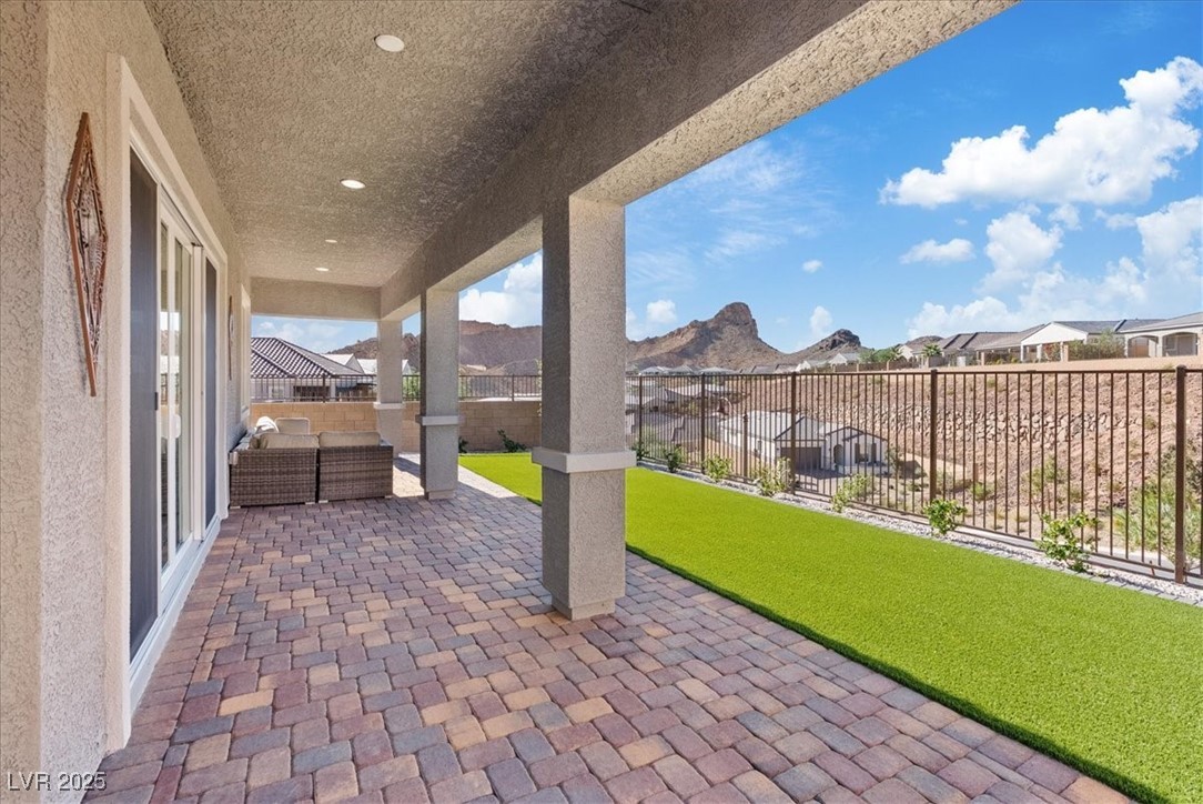 Henderson, Nevada 89011, United States, 3 Bedrooms Bedrooms, ,2 BathroomsBathrooms,Residential,Active,238669
