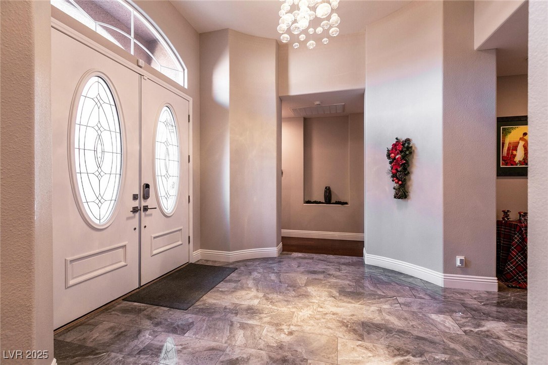 9413 Empire Rock Street