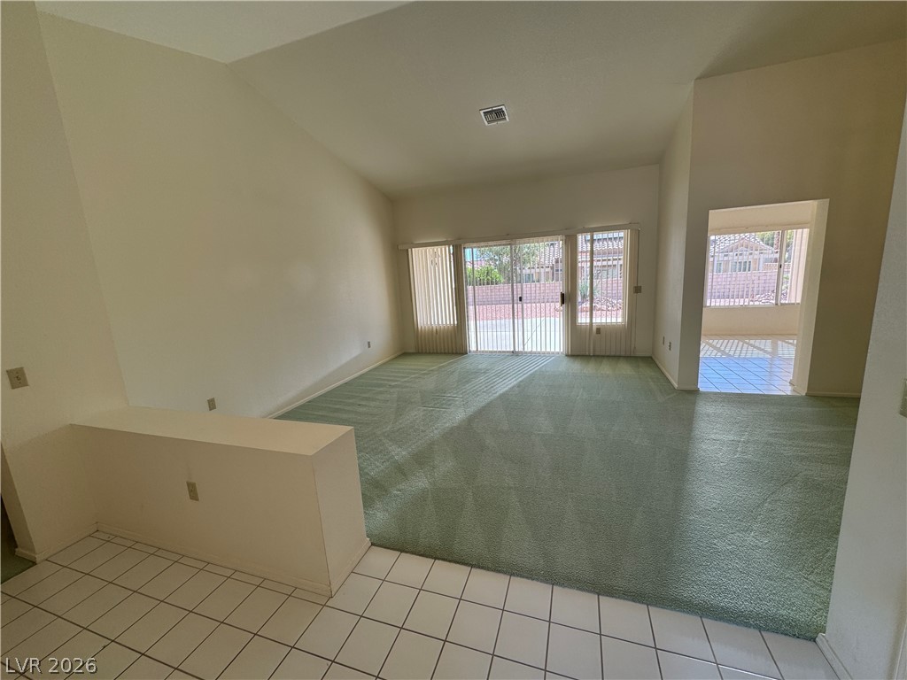 2524 Desert Glen Drive
