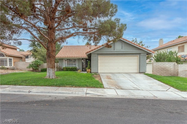 1316 GREY HUNTER DR, NORTH LAS VEGAS, NV 89031 - Image 36c727f1da91c48bf41b13a42f6629ee/958186045
