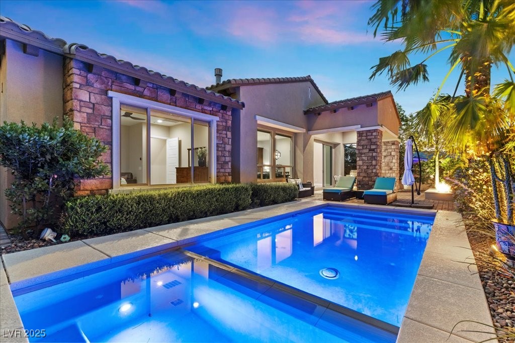 Properties 2 34 Costa Tropical Drive